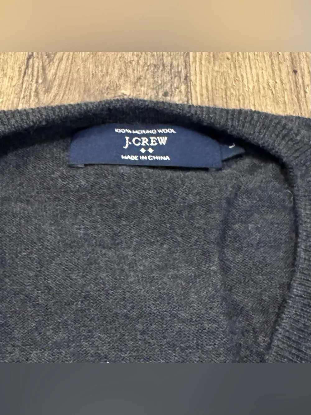 EUC J.Crew Charcoal V-Neck Men's Sweater - Large